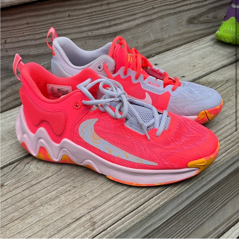 Nike Giannis immortality 2 punch colored like new Men’s Basketball shoes size 7